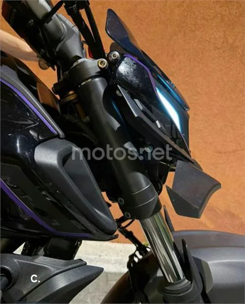 Yamaha MT-07 - Vista 8