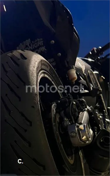 Yamaha MT-07 - Vista 9