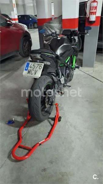 Kawasaki Z650 - Vista 5