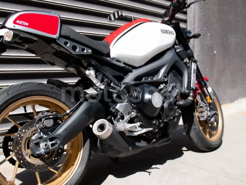 Yamaha XSR900 - Vista 6