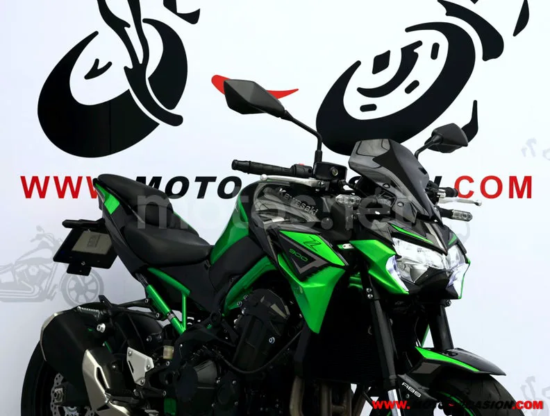 Kawasaki Z900 - Vista 4