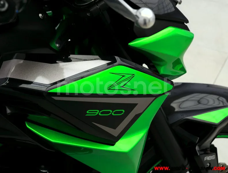Kawasaki Z900 - Vista 9