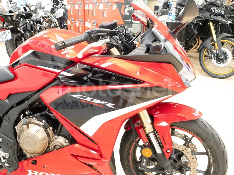 Honda CBR500R - Vista 14