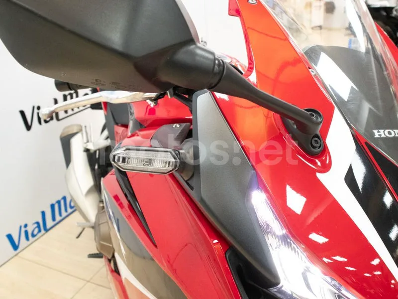 Honda CBR500R - Vista 23