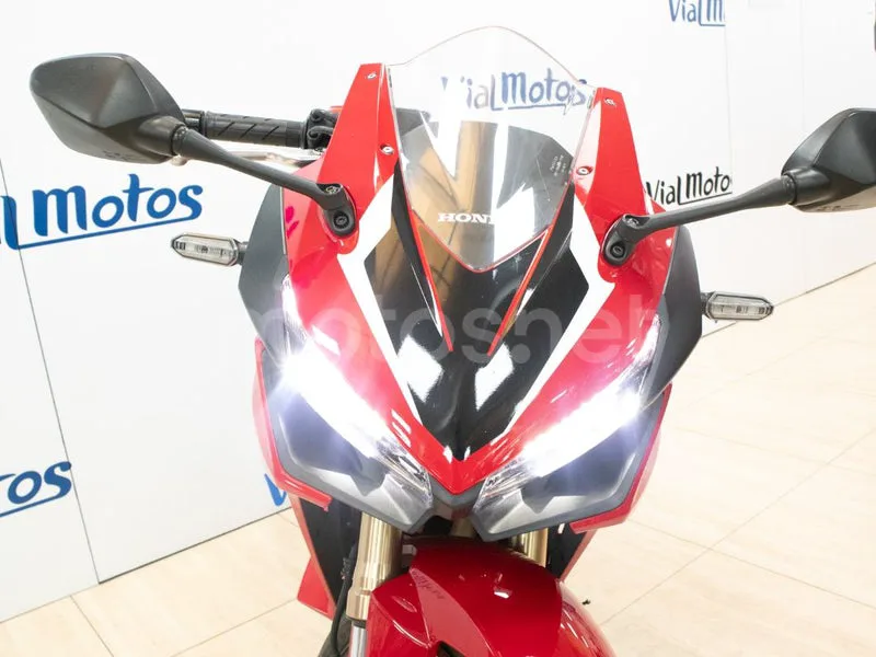 Honda CBR500R - Vista 7