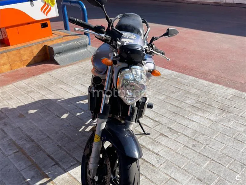 Yamaha FZ6 - Vista 5