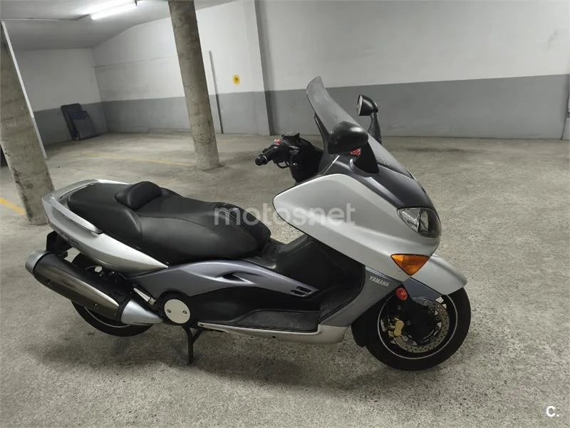 Yamaha TMAX 500 - Vista 4