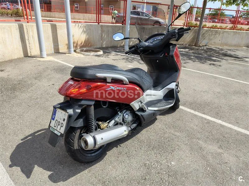 Yamaha XMAX 250 - Vista 4