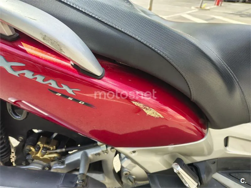 Yamaha XMAX 250 - Vista 9