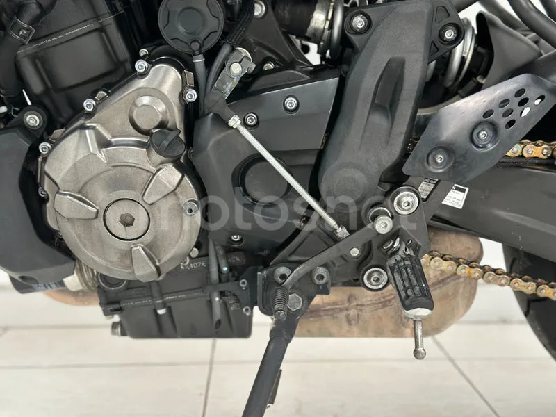 Yamaha XSR700 - Vista 19