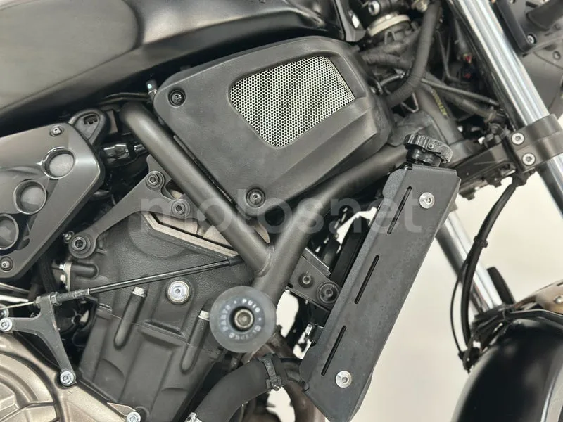 Yamaha XSR700 - Vista 30