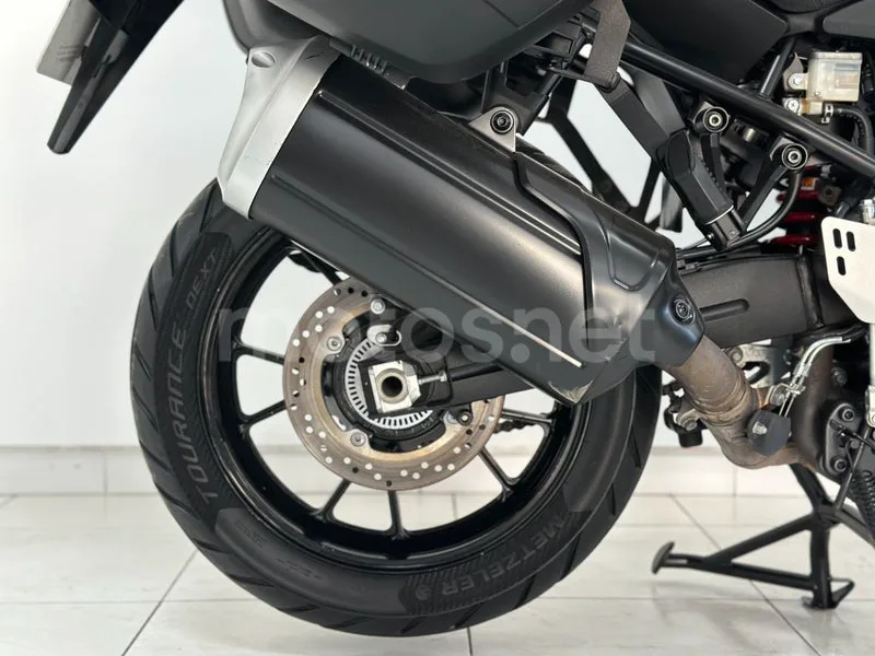 Suzuki V-Strom 1000 - Vista 28