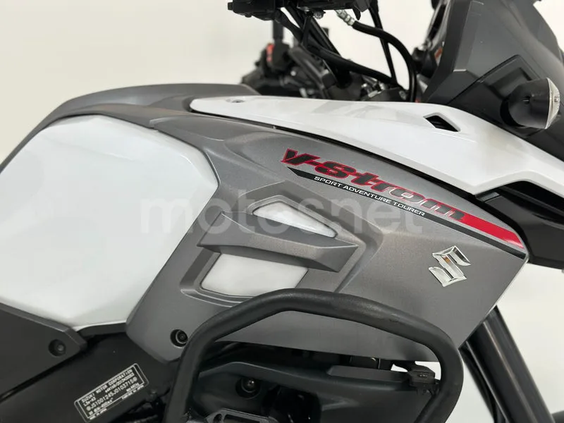 Suzuki V-Strom 1000 - Vista 35