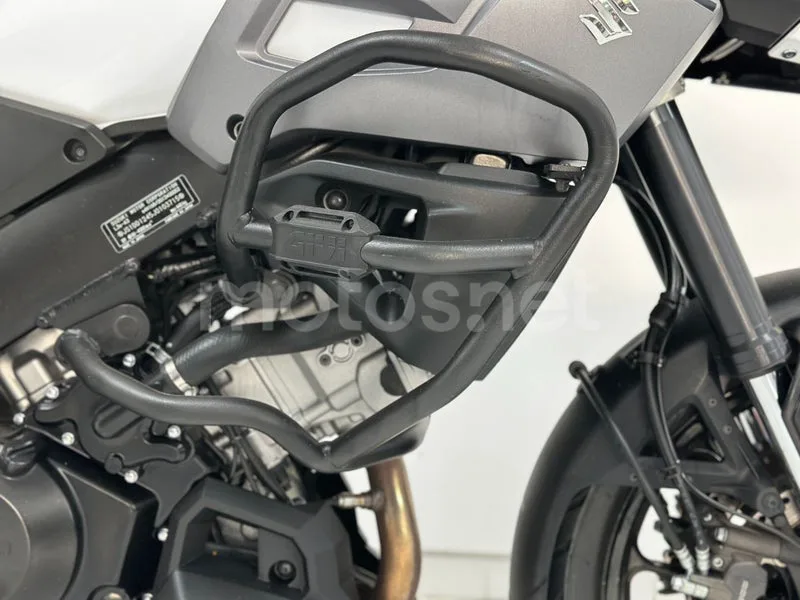 Suzuki V-Strom 1000 - Vista 36