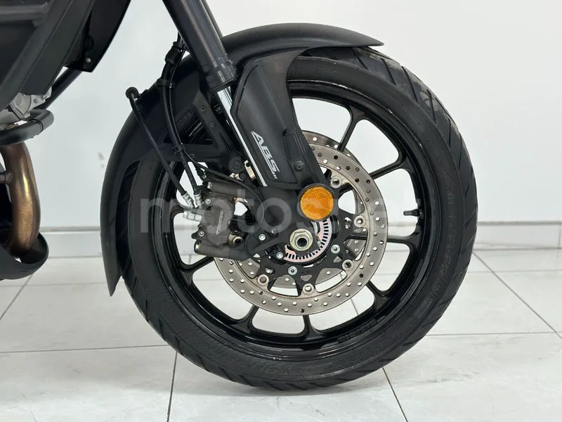 Suzuki V-Strom 1000 - Vista 39