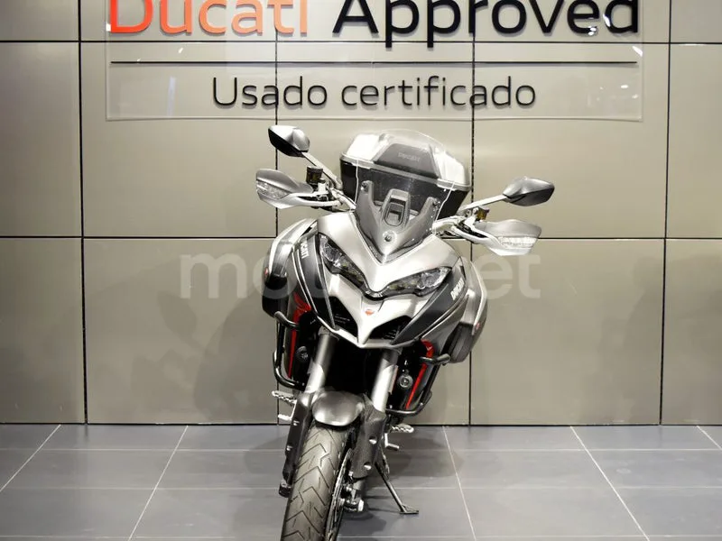 Ducati Multistrada - Vista 3