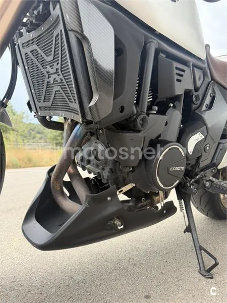CFMOTO 700CL-X - Vista 13