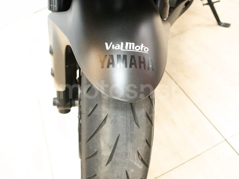 Yamaha YZF-R7 - Vista 23