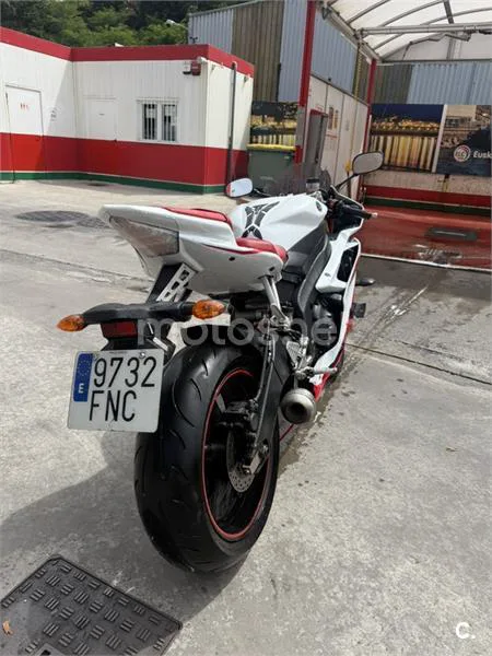 Yamaha YZF-R6 - Vista 6