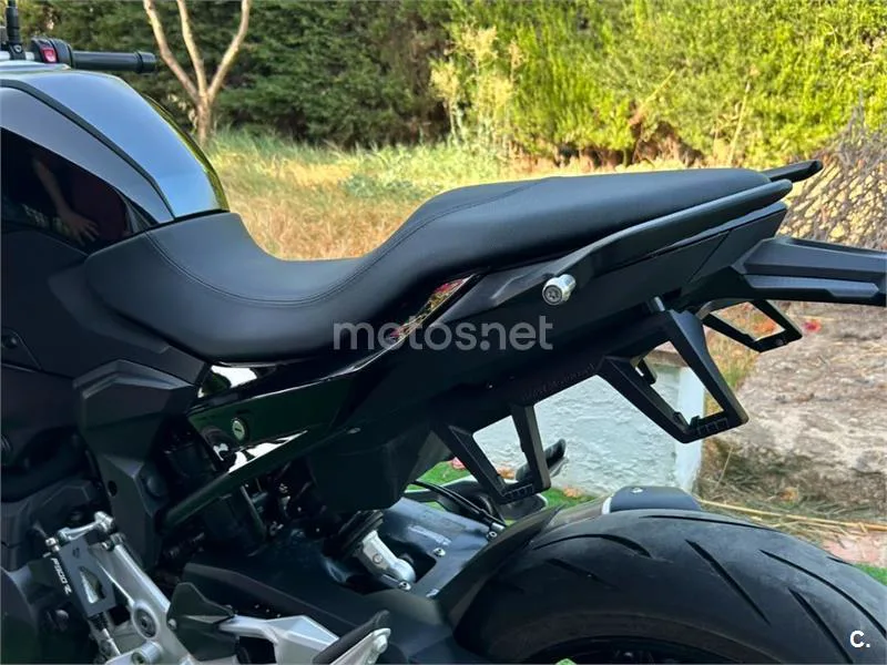 BMW F 900 R - Vista 13