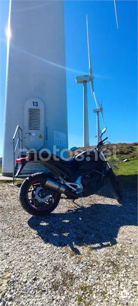 Honda NC700S - Vista 6