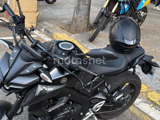 Yamaha MT-125 - Vista 3