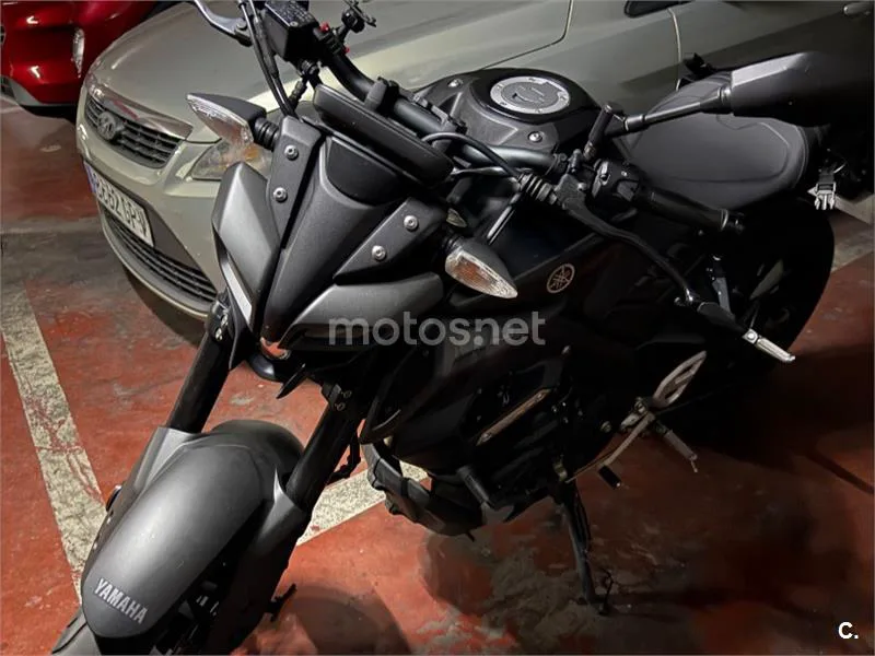 Yamaha MT-125 - Vista 4