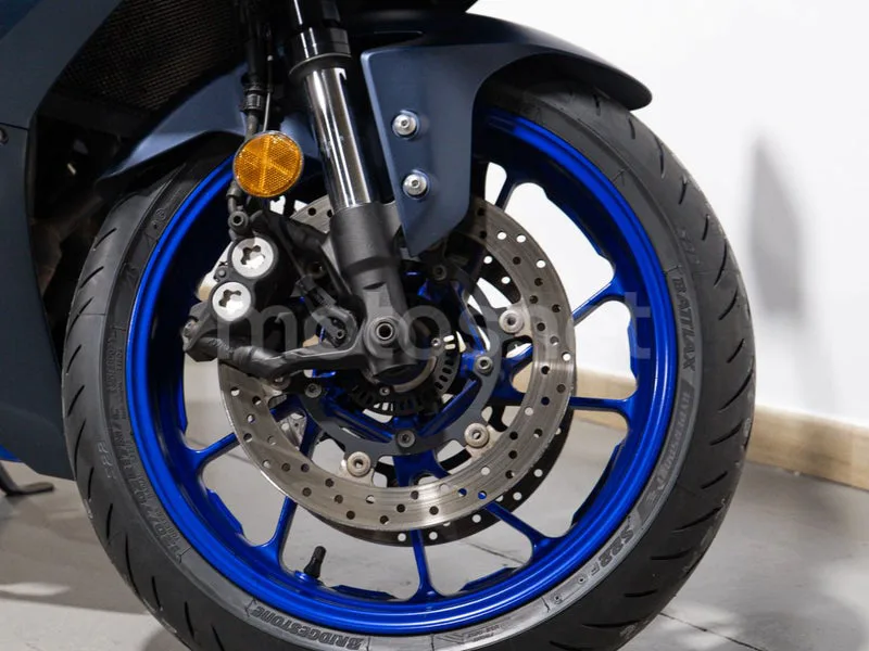 Yamaha YZF-R7 - Vista 16