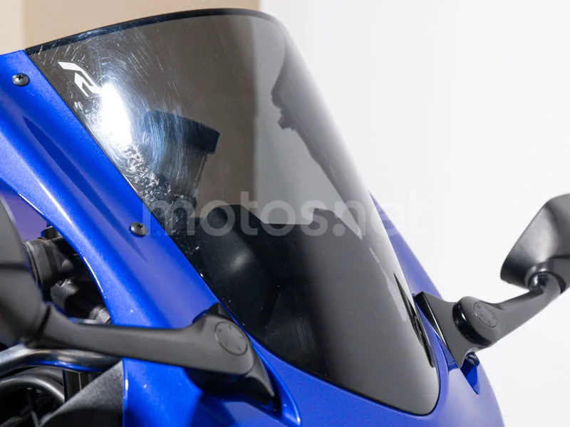 Yamaha YZF-R7 - Vista 18