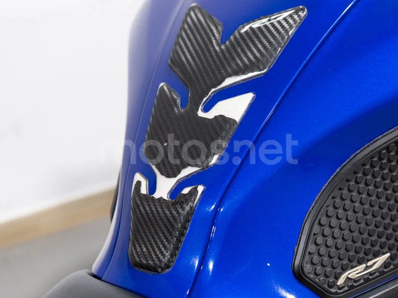 Yamaha YZF-R7 - Vista 8