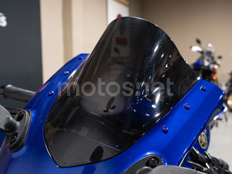 Yamaha YZF-R125 - Vista 11