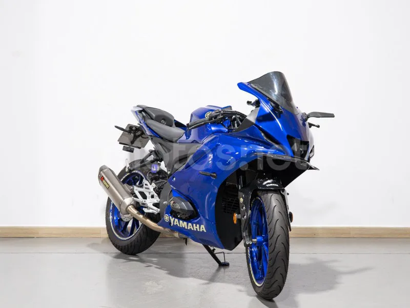 Yamaha YZF-R125 - Vista 18