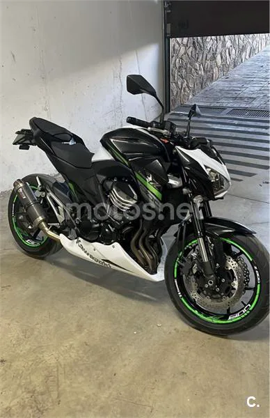 Kawasaki Z800 6250 € 2016 Badajoz - 1