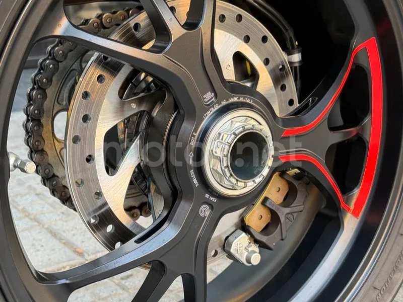 Ducati Multistrada V4 - Vista 14