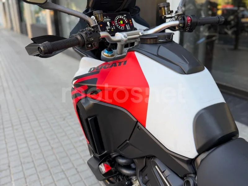 Ducati Multistrada V4 - Vista 17