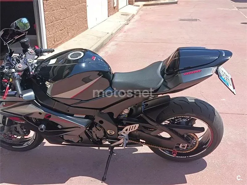 Suzuki GSX-R1000 - Vista 6