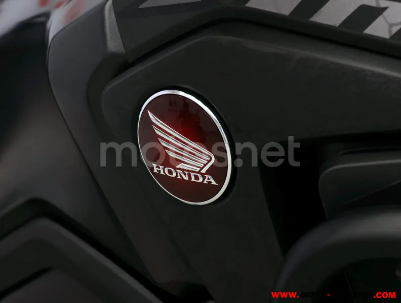 Honda CRF1000L Africa Twin - Vista 9