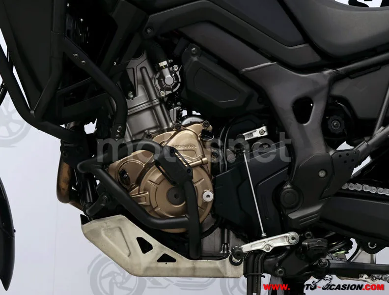 Honda CRF1000L Africa Twin - Vista 10