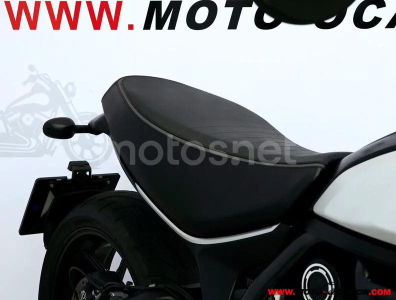 Ducati Scrambler - Vista 11