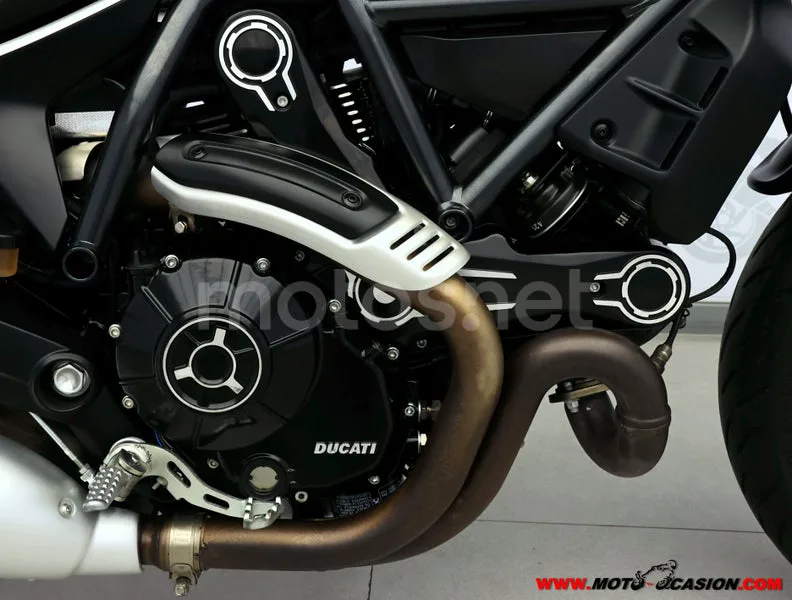 Ducati Scrambler - Vista 5