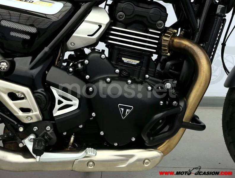 Triumph Speed 400 - Vista 5