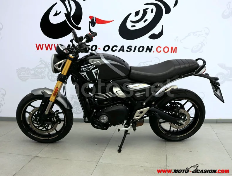 Triumph Speed 400 - Vista 7
