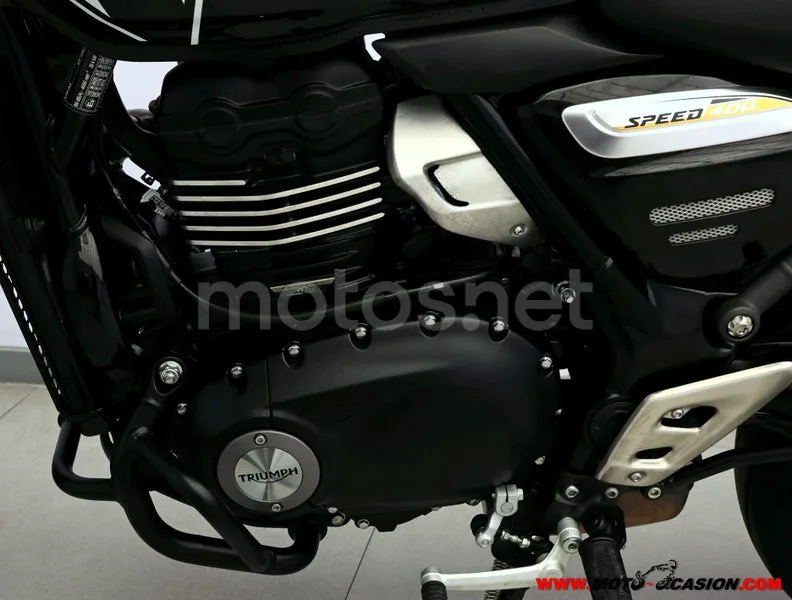Triumph Speed 400 - Vista 10