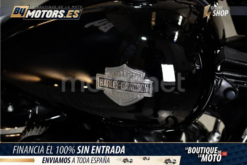 Harley-Davidson Road King - Vista 17