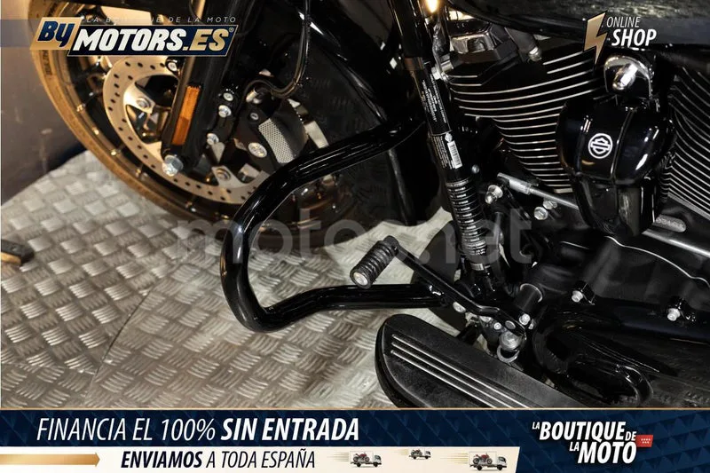 Harley-Davidson Road King - Vista 24