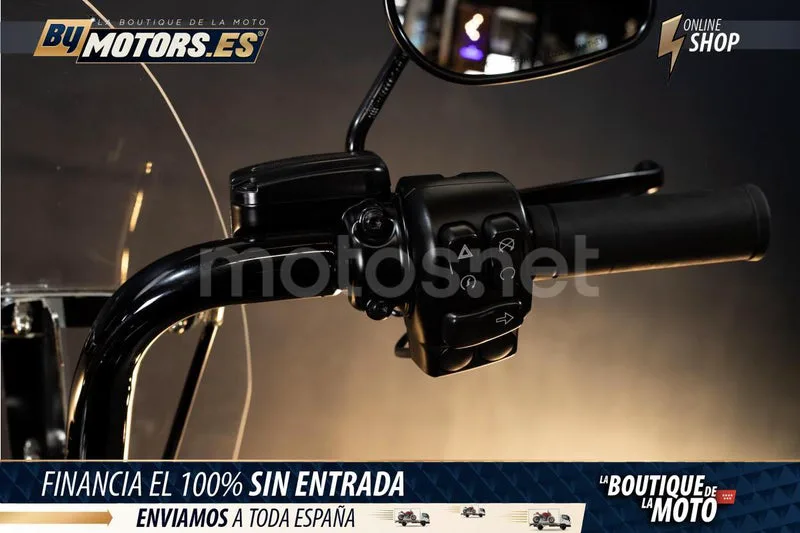 Harley-Davidson Road King - Vista 26