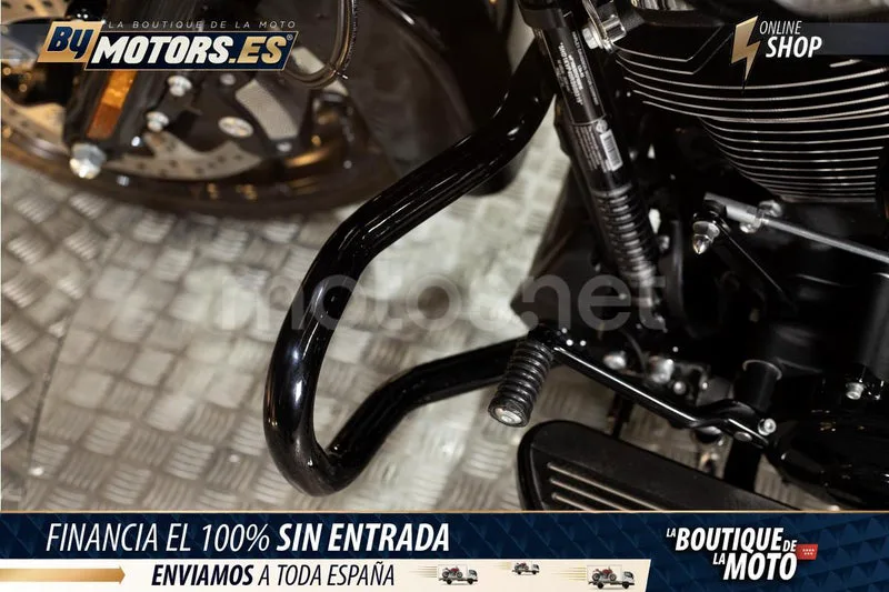 Harley-Davidson Road King - Vista 31