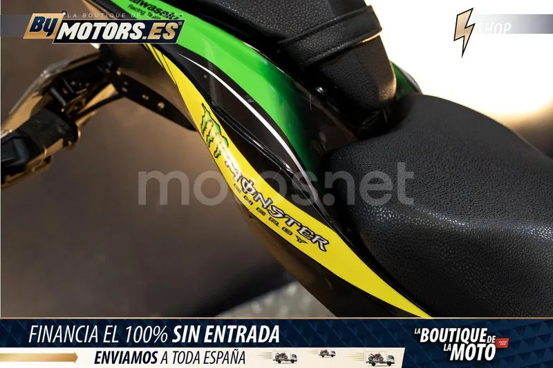 Kawasaki Z900 - Vista 20