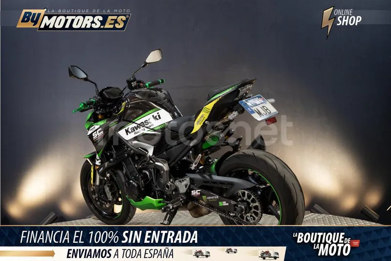 Kawasaki Z900 - Vista 4