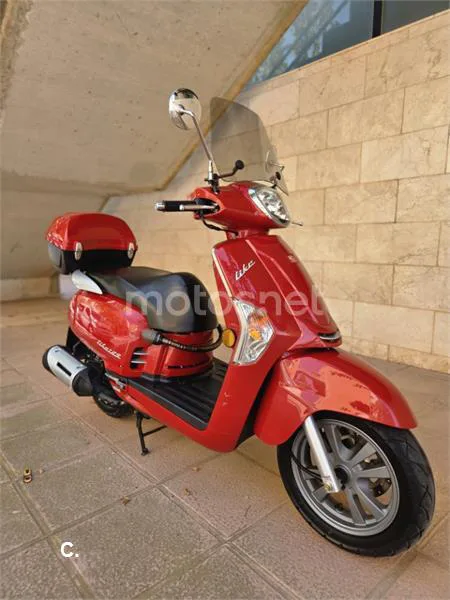 Kymco Like 125 - Vista 4